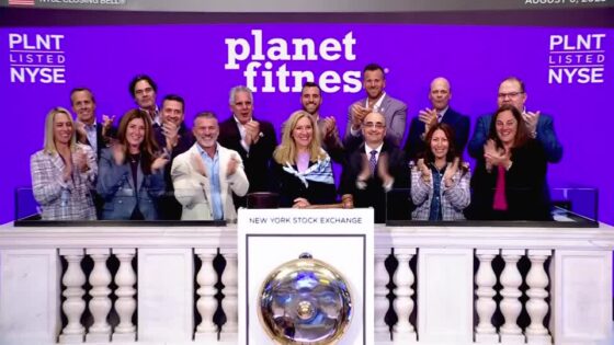 Wall Street ends higher with Nasdaq up more than 1%, led by Apple