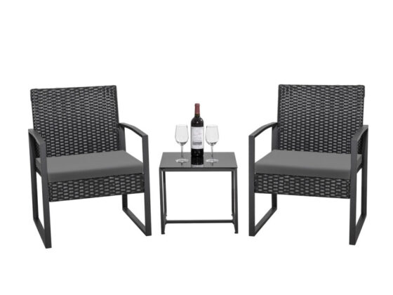 Walmart is selling a 5 wicker patio set for  that's 'clean' and 'sophisticated'