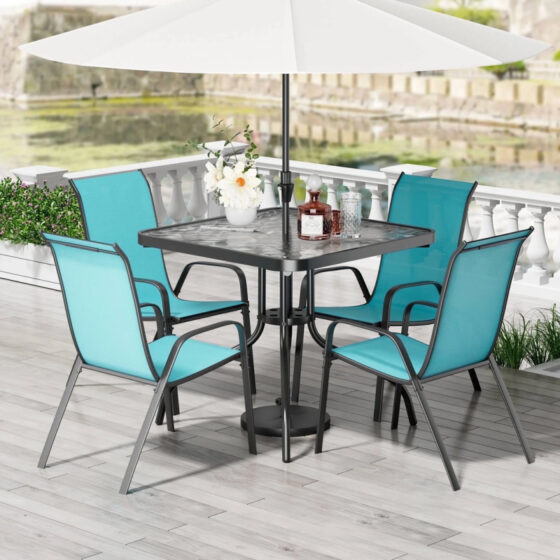 Walmart is selling a 0 patio furniture set for 1 that's ‘perfect for small patios’