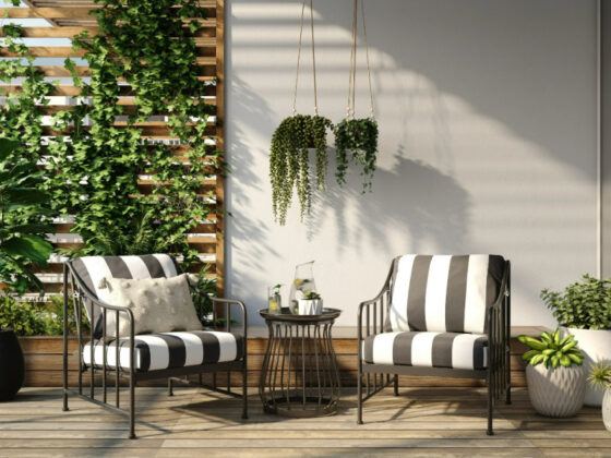 Walmart is selling a Better Homes & Gardens patio set for only 7, and it's 'very comfortable'