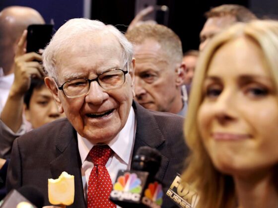 Warren Buffett’s Berkshire Hathaway sold another  billion of stocks as investor enters home stretch as CEO