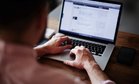 Which AI Tool Gives The Best Student Loan Recommendations?