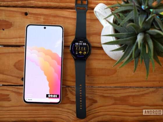 Why I pair my Galaxy Watch with a Samsung smartphone