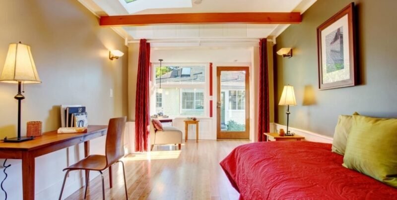 Why the Smarter Short-Term Rental Investor Will Outperform Everyone Else