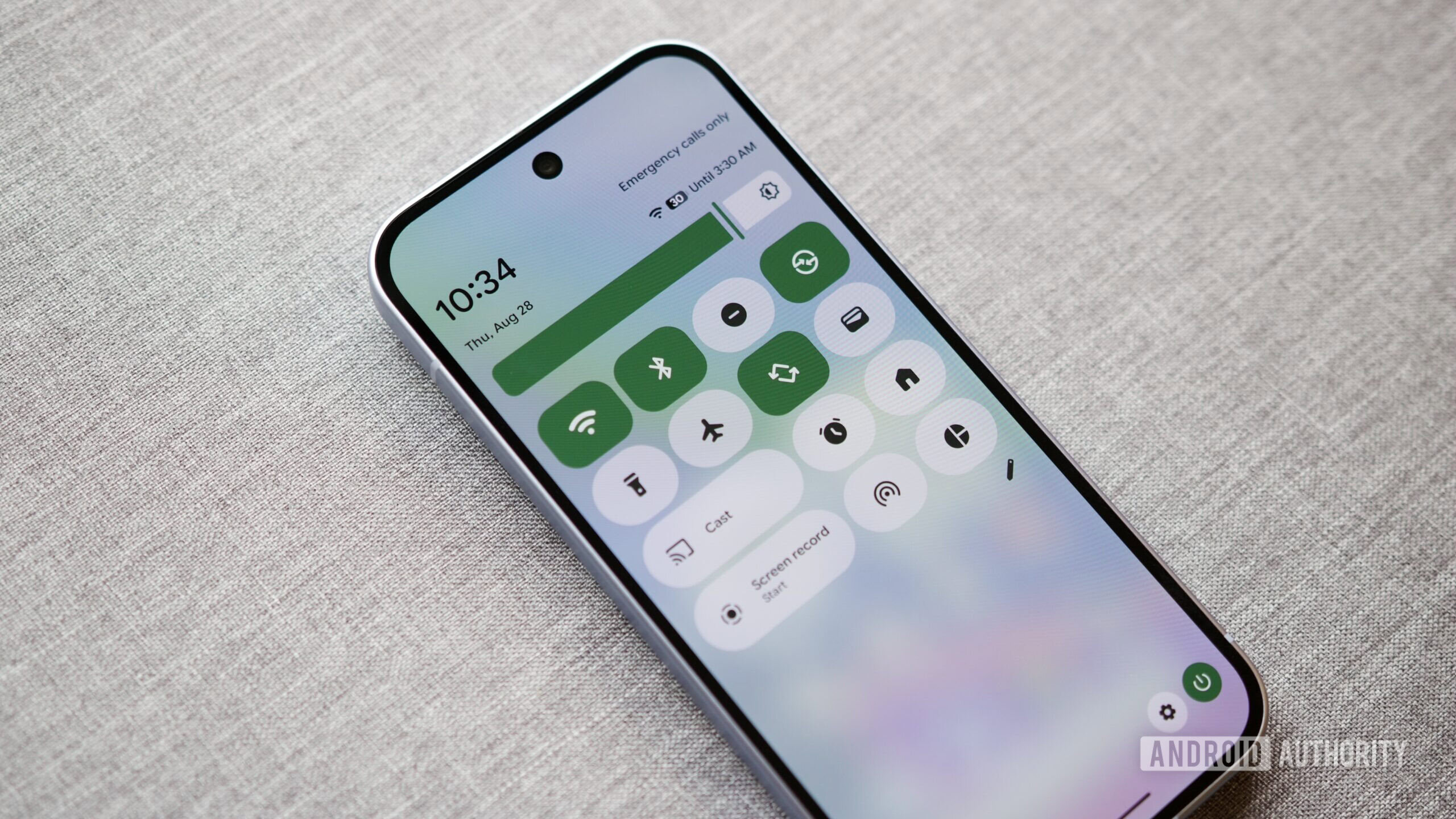 google pixel 10 quick settings hero 1 Quick Settings on a Google Pixel 10.