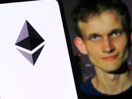 Vitalik Buterin Calls Base a Model Ethereum L2