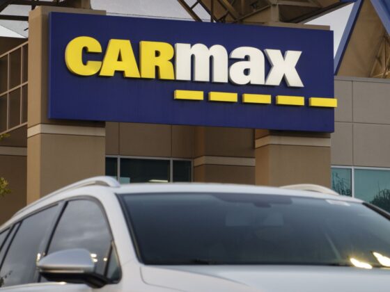 CarMax Stock Skids, Oracle Retreats; Intel Pushes Higher