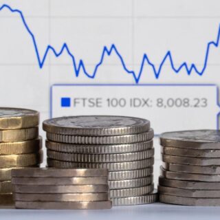 FTSE 100 down as US jobs market stalls in August