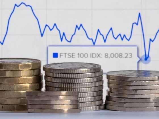FTSE 100 down as US jobs market stalls in August