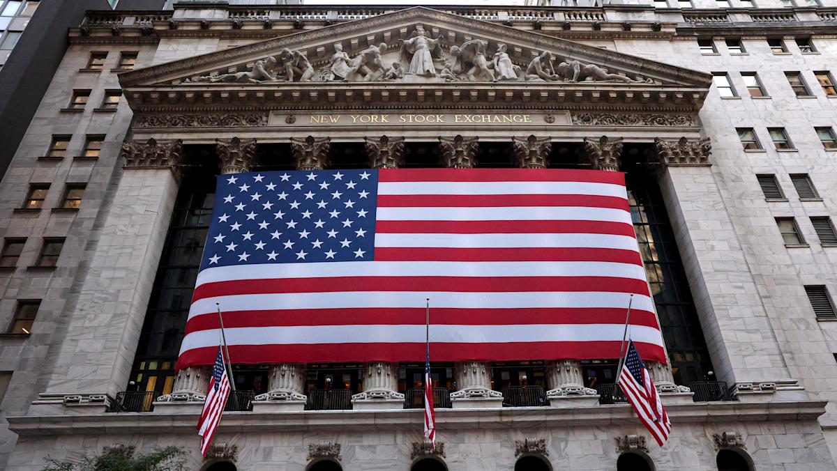 Fund managers are bullish, but stagflation concerns persist