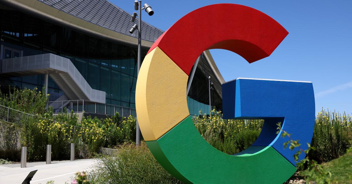 Google won't be forced to sell its Chrome browser, judge rules