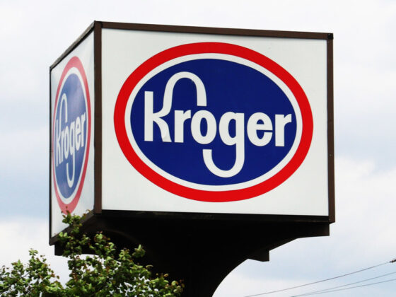 Is Kroger open on Labor Day?
