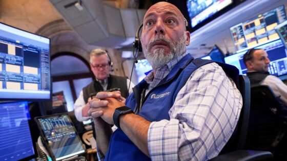 Megacap gains, Fed dissent, rate cuts: Market Takeaways