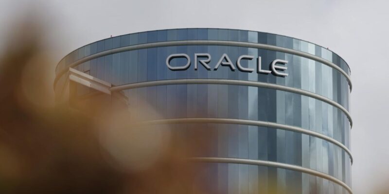 Oracle Surge Lifts S&P 500 to New Record