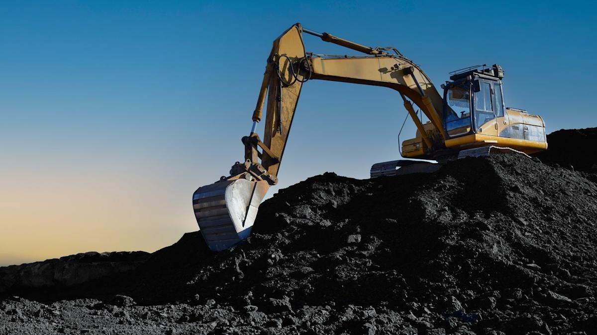 Russian miner Mechel makes production cuts amid deepening losses
