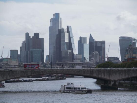 Stocks rise as good weather boosts UK retail sales and house prices hit record high