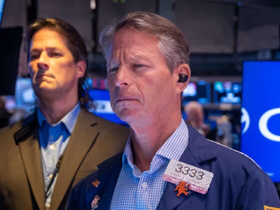 Wall Street divided on Fed, jobs data as stocks trade near highs