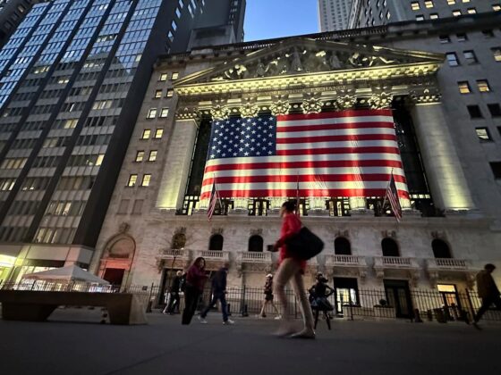 Wall Street mostly higher ahead of retail sales data and Wednesday’s Fed interest rate decision