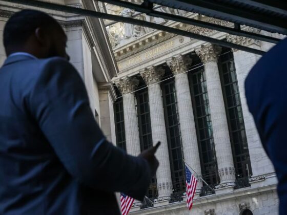 Why the Dow is up 300 points in the middle of a government shutdown