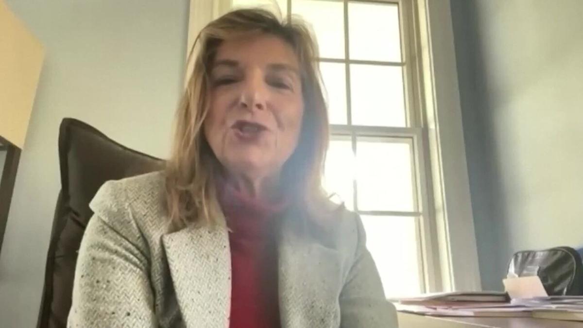 Dow, S&P 500 post record closing highs; Nasdaq eases with tech