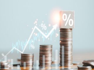 Q2 growth in advanced economies: resilient despite multiple shocks